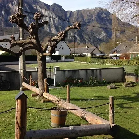 Pyrenees Apartament *